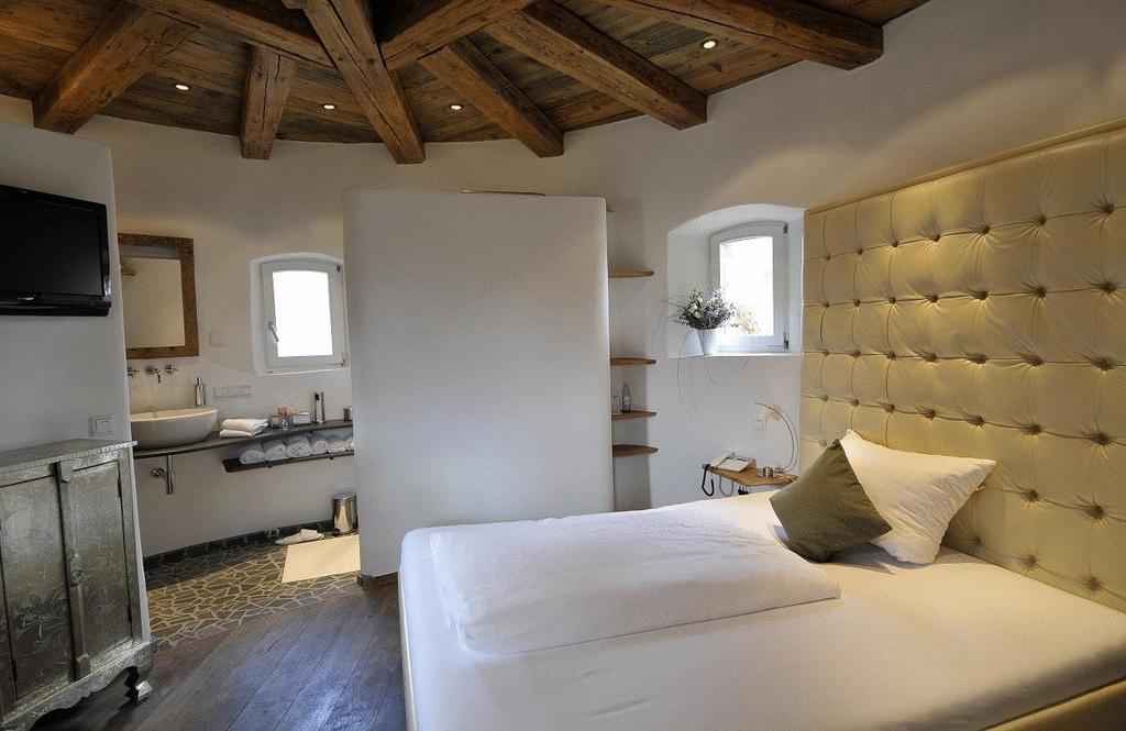 Dormero Schlosshotel Reichenschwand Стая снимка
