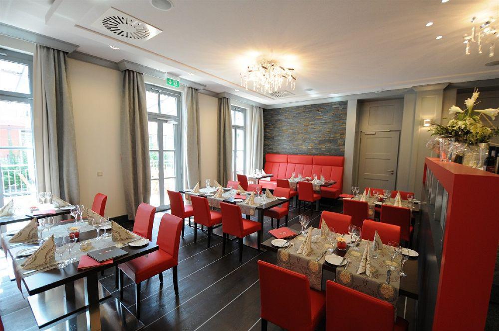 Dormero Schlosshotel Reichenschwand Ресторант снимка